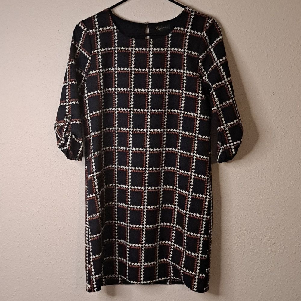 K L d Signature dress size small